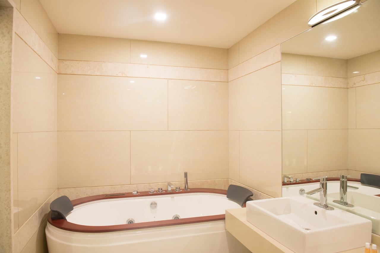 Hotel Chenthur Park Coimbatore Exterior photo